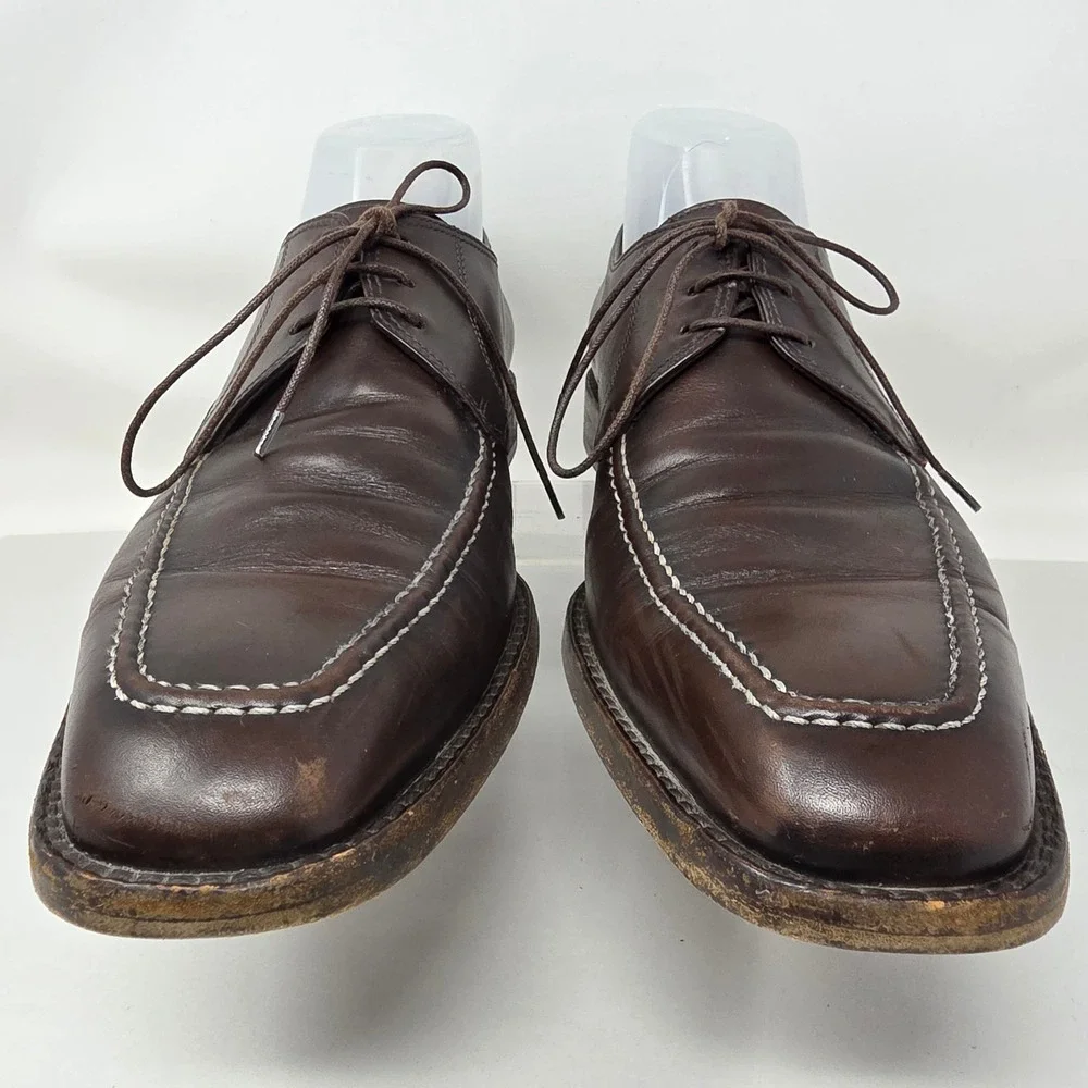 Salvatore Ferragamo ships from